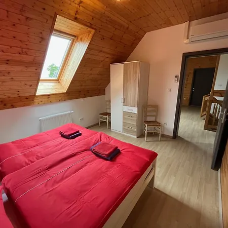 Feriehus Planina Tržič